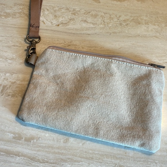 Cotton Curls butterfly 💜💙 small bag clutch - Picture 4 of 6